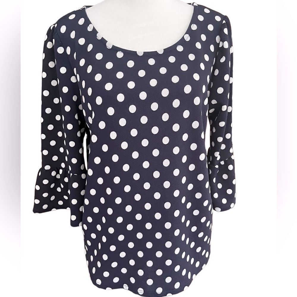 Green Envelope navy blue/white polka dot top with bell sleeves size L